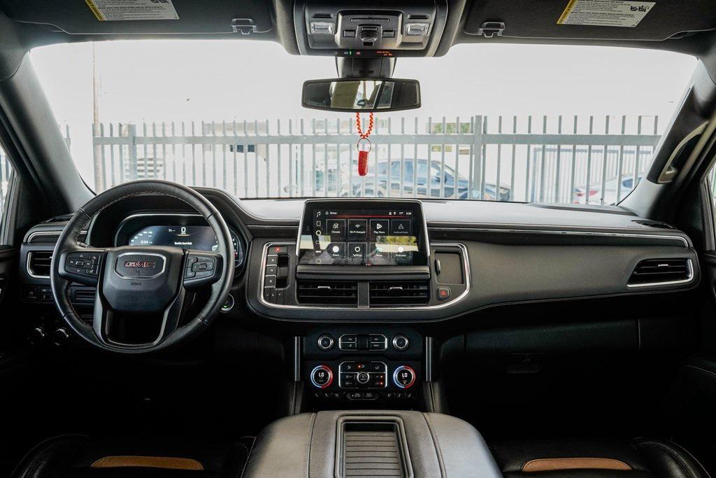 used 2022 GMC Yukon car, priced at $50,995