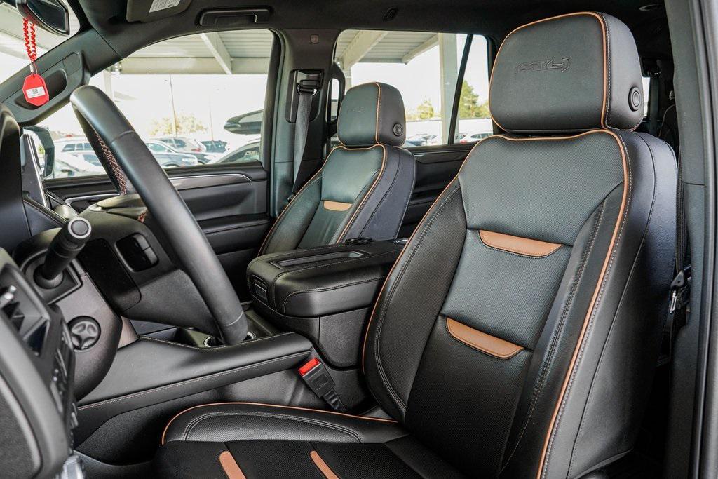 used 2022 GMC Yukon car, priced at $50,995