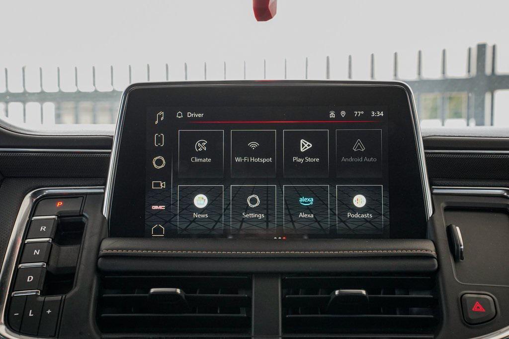 used 2022 GMC Yukon car, priced at $50,995