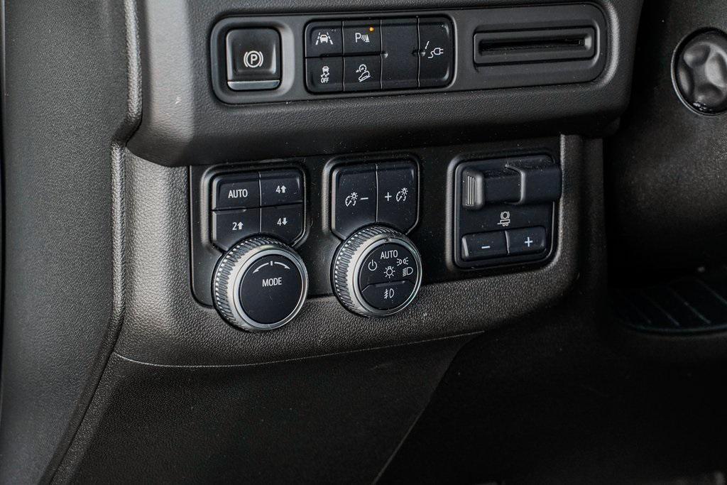 used 2022 GMC Yukon car, priced at $50,995