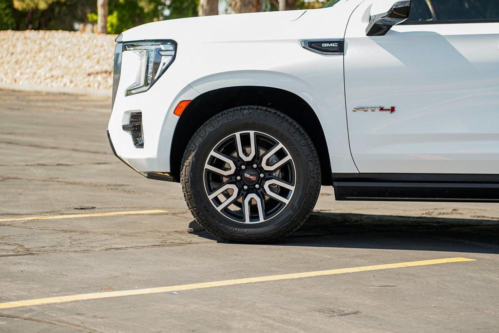 used 2022 GMC Yukon car, priced at $50,995