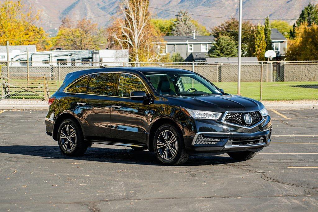 used 2018 Acura MDX car, priced at $21,495