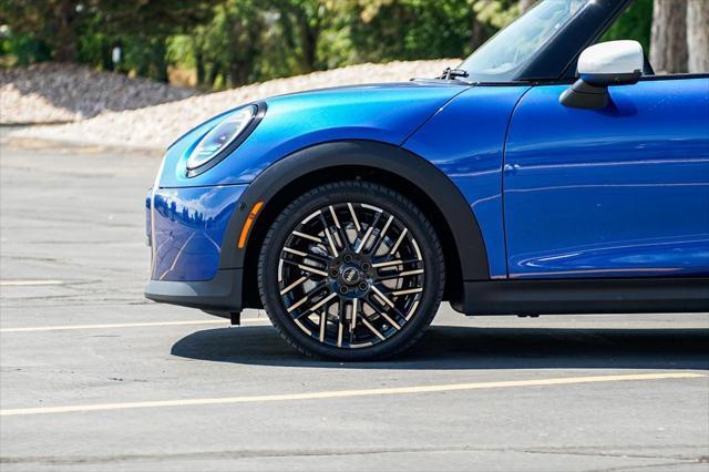 used 2025 MINI Hardtop car, priced at $32,980