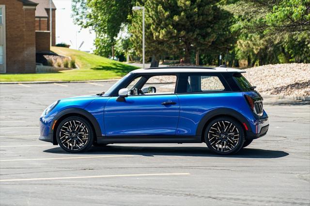 used 2025 MINI Hardtop car, priced at $32,980
