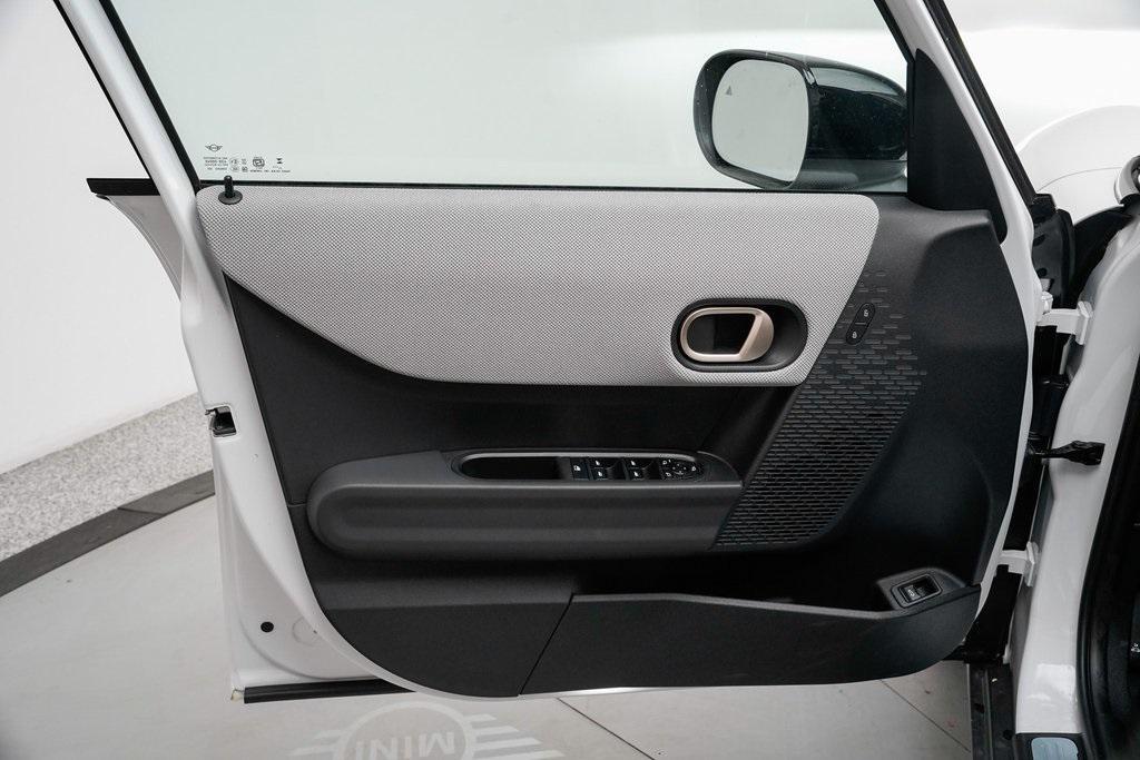 used 2025 MINI Hardtop car, priced at $37,630