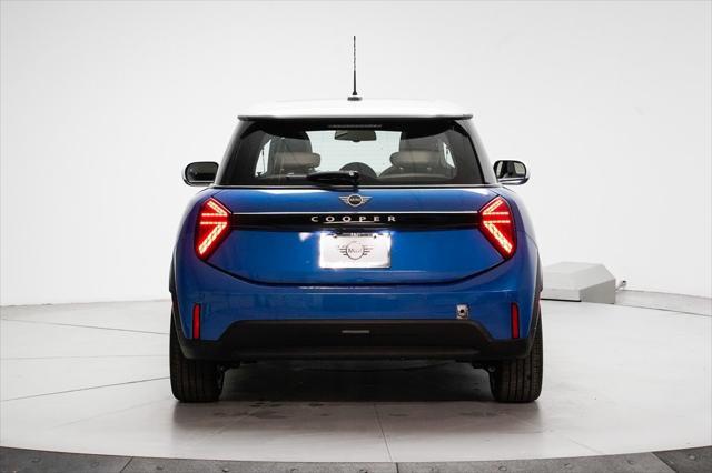 new 2025 MINI Hardtop car, priced at $32,645