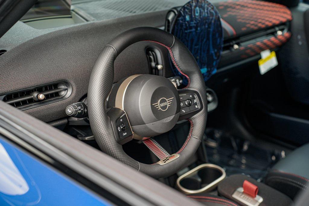 new 2025 MINI Hardtop car, priced at $41,260