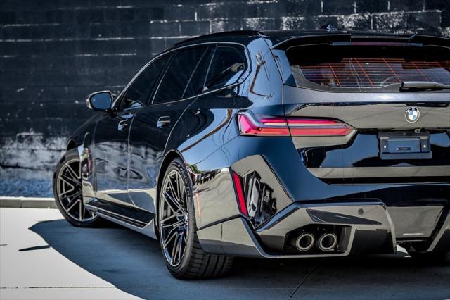 new 2025 BMW M5 car, priced at $144,165