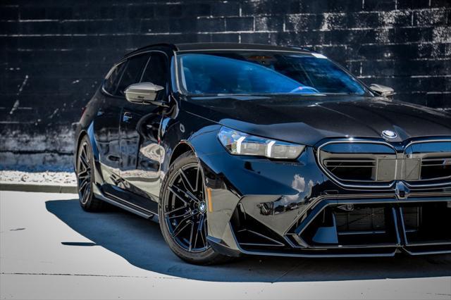 new 2025 BMW M5 car, priced at $144,165