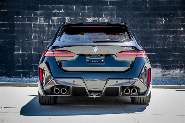new 2025 BMW M5 car, priced at $144,165