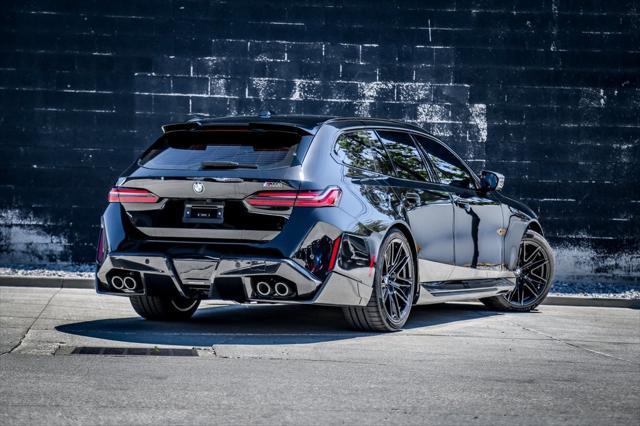 new 2025 BMW M5 car, priced at $144,165
