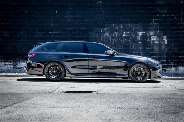 new 2025 BMW M5 car, priced at $144,165