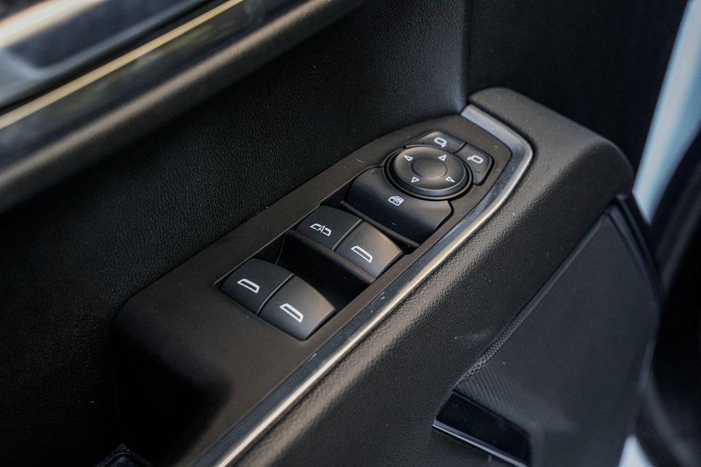 used 2022 GMC Sierra 1500 car, priced at $35,995