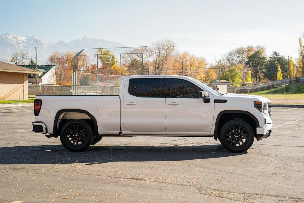 used 2022 GMC Sierra 1500 car, priced at $35,995