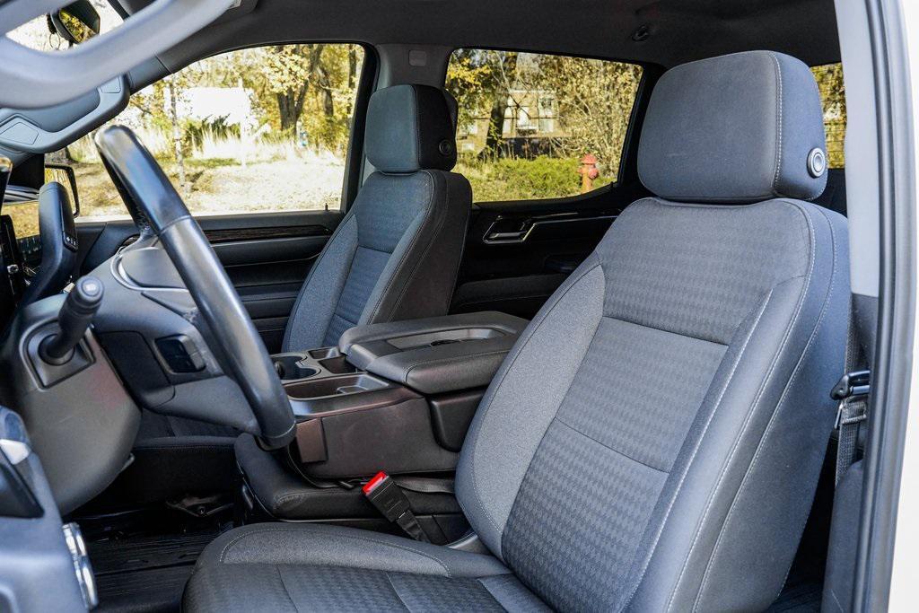 used 2022 GMC Sierra 1500 car, priced at $35,995