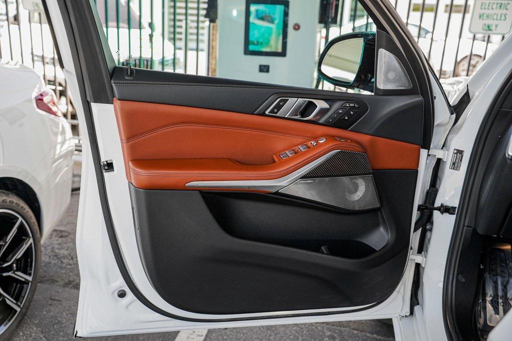 used 2023 BMW X7 car, priced at $72,995