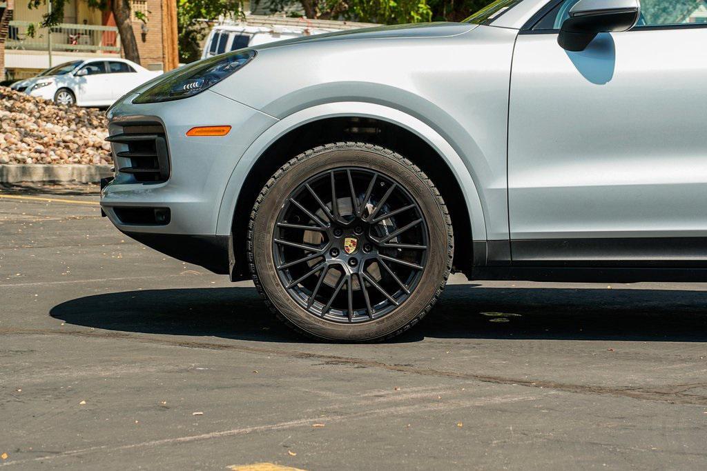 used 2020 Porsche Cayenne car, priced at $35,995
