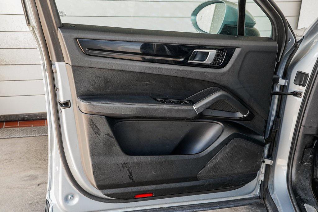 used 2020 Porsche Cayenne car, priced at $35,995