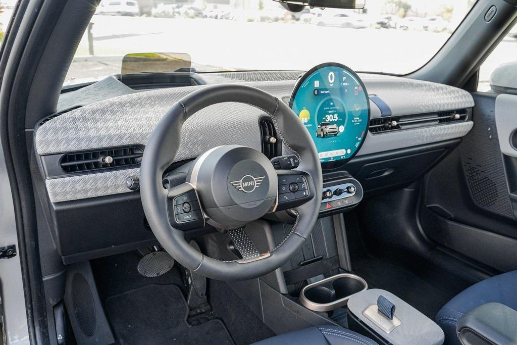 used 2025 MINI Hardtop car, priced at $33,755