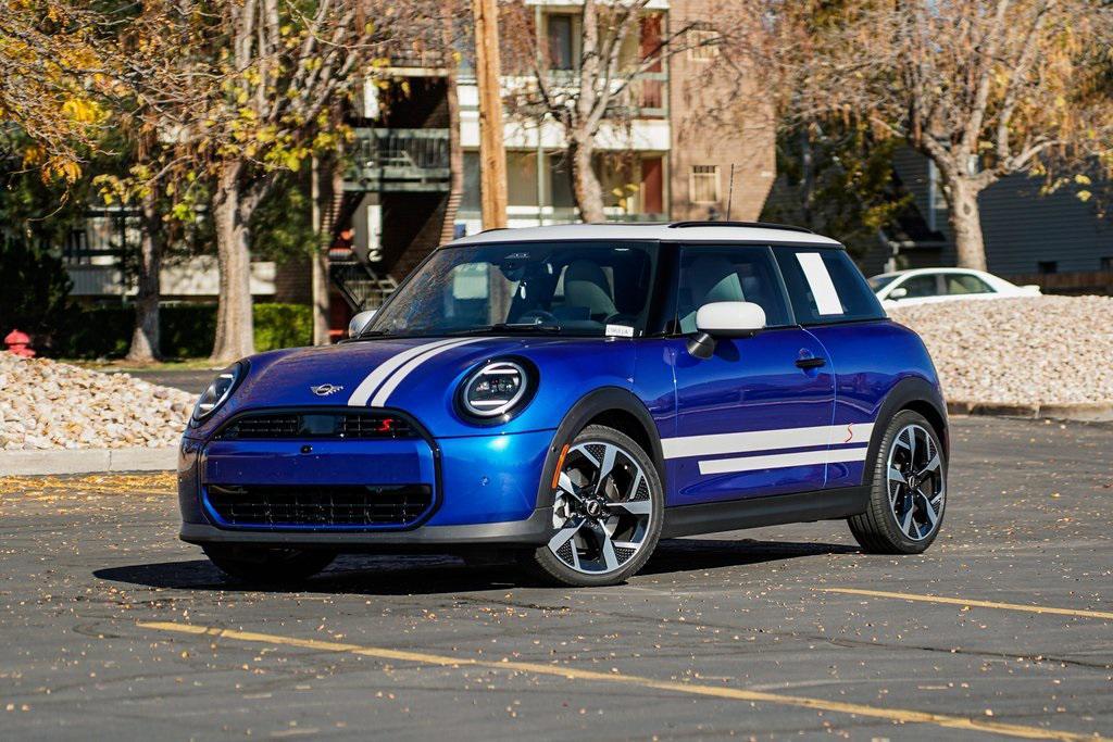 used 2025 MINI Hardtop car, priced at $31,495