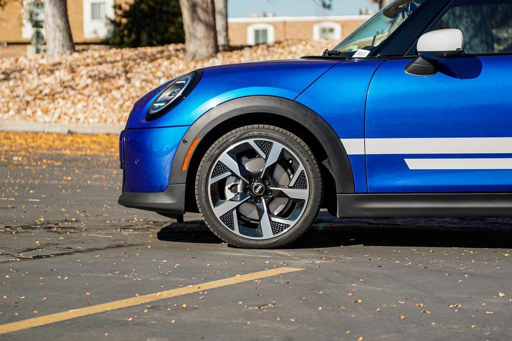 used 2025 MINI Hardtop car, priced at $31,495