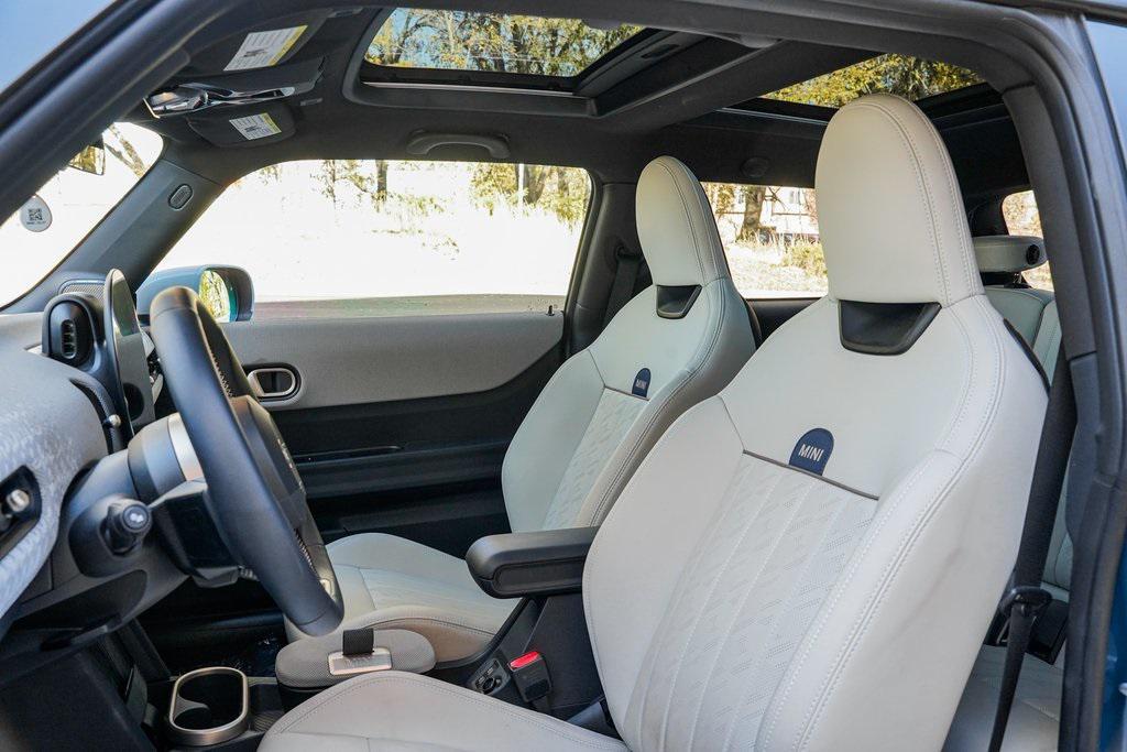 used 2025 MINI Hardtop car, priced at $31,495