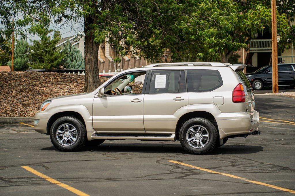 used 2006 Lexus GX 470 car, priced at $14,495