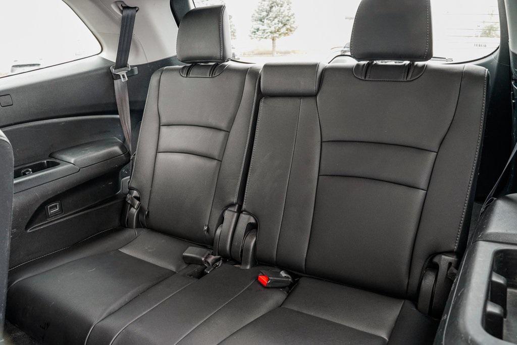 used 2021 Honda Pilot car, priced at $25,995