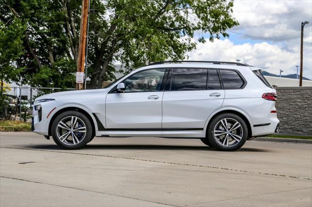 new 2025 BMW X7 car, priced at $98,200