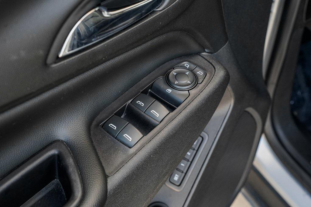 used 2020 Chevrolet Equinox car, priced at $20,995