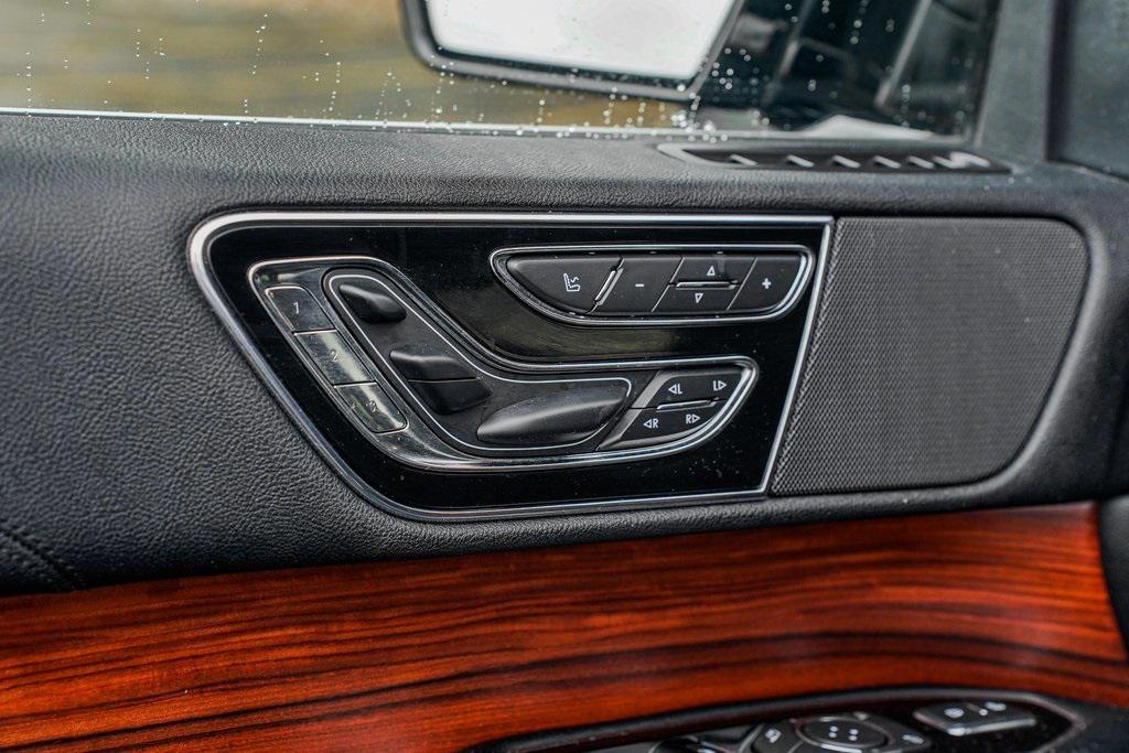 used 2019 Lincoln Navigator L car, priced at $31,695