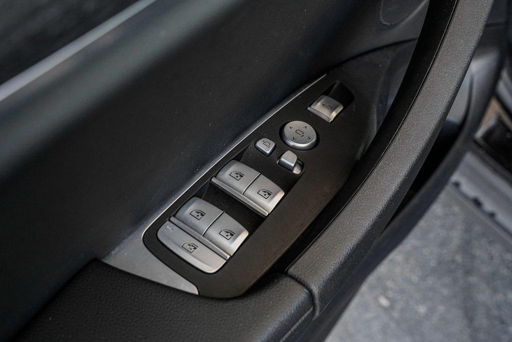 used 2023 BMW X3 car, priced at $31,995