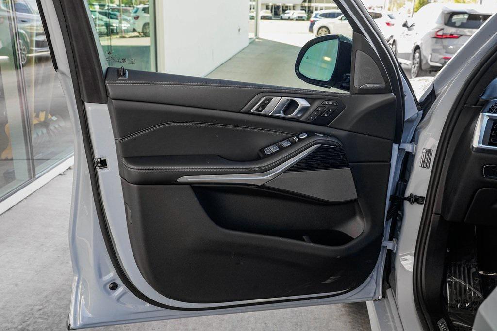 used 2025 BMW X7 car, priced at $84,995
