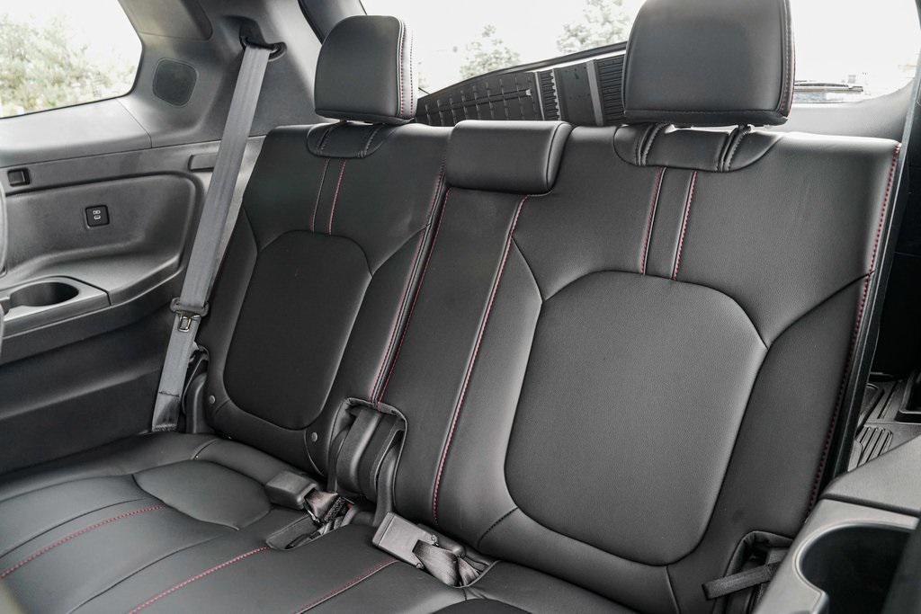 used 2025 Honda Pilot car, priced at $48,695