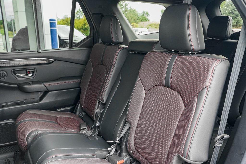 used 2025 Honda Pilot car, priced at $48,695