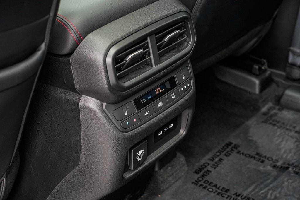 used 2025 Honda Pilot car, priced at $48,695