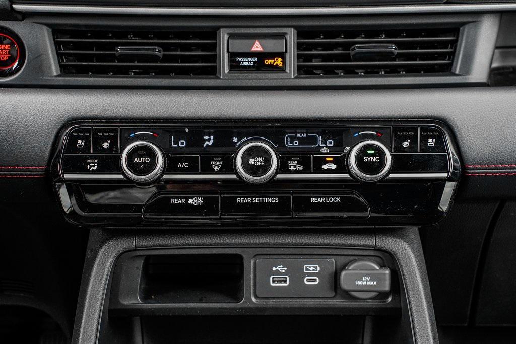 used 2025 Honda Pilot car, priced at $48,695