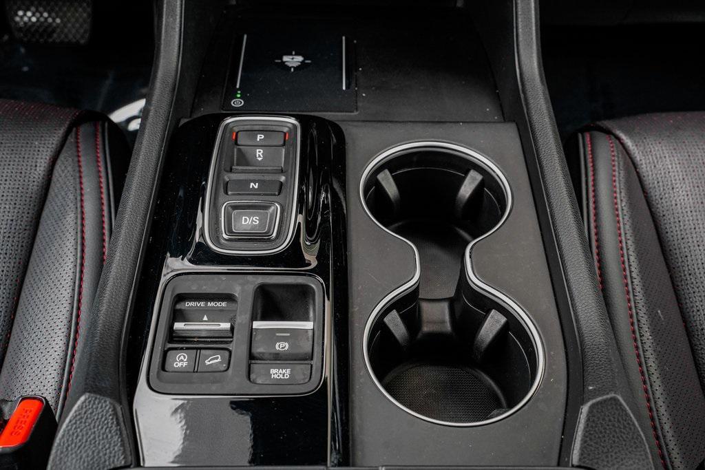 used 2025 Honda Pilot car, priced at $48,695