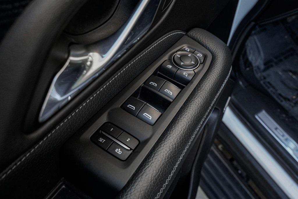 used 2021 GMC Yukon car, priced at $50,995