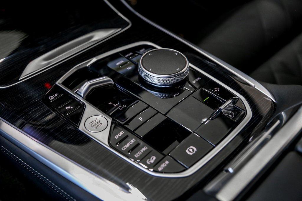 new 2026 BMW X7 car, priced at $98,865