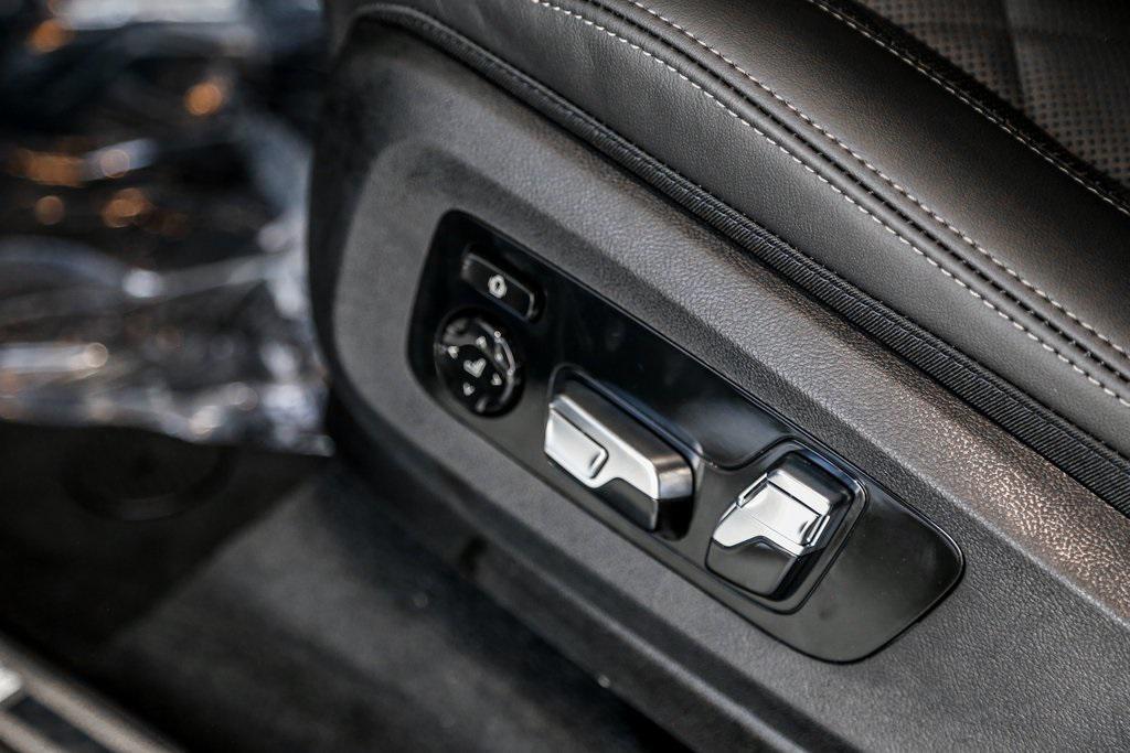 new 2026 BMW X7 car, priced at $98,865