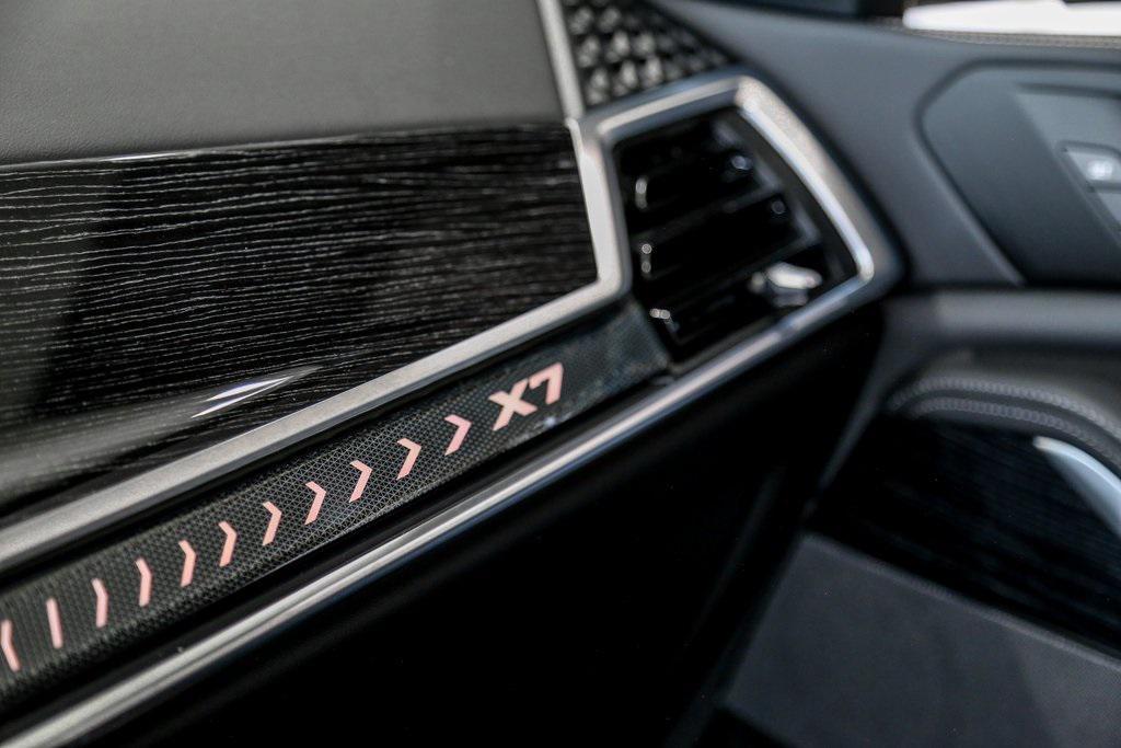 new 2026 BMW X7 car, priced at $98,865