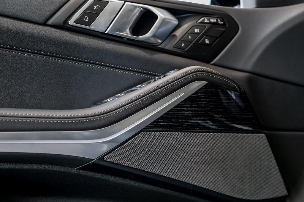 new 2026 BMW X7 car, priced at $98,865