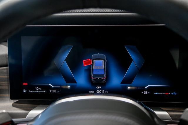 new 2025 BMW 760 car, priced at $151,280