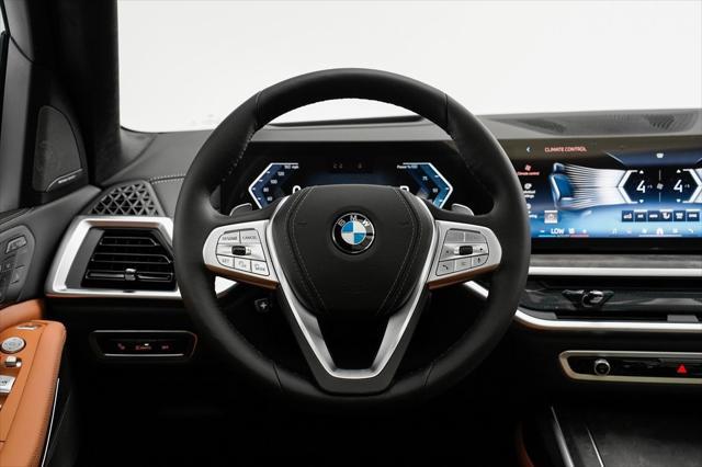 new 2025 BMW X7 car, priced at $96,250