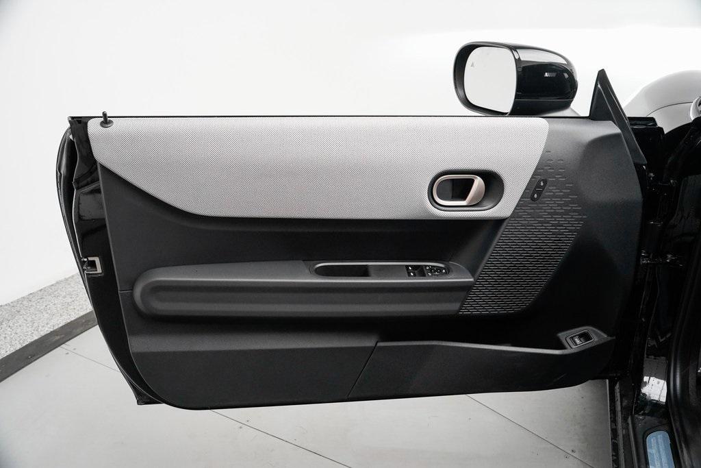 used 2025 MINI Hardtop car, priced at $33,980