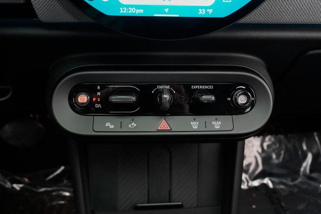 used 2025 MINI Hardtop car, priced at $33,980