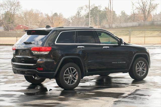 used 2018 Jeep Grand Cherokee car, priced at $17,495