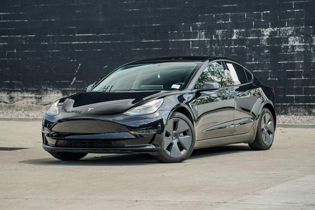 used 2022 Tesla Model 3 car, priced at $21,495