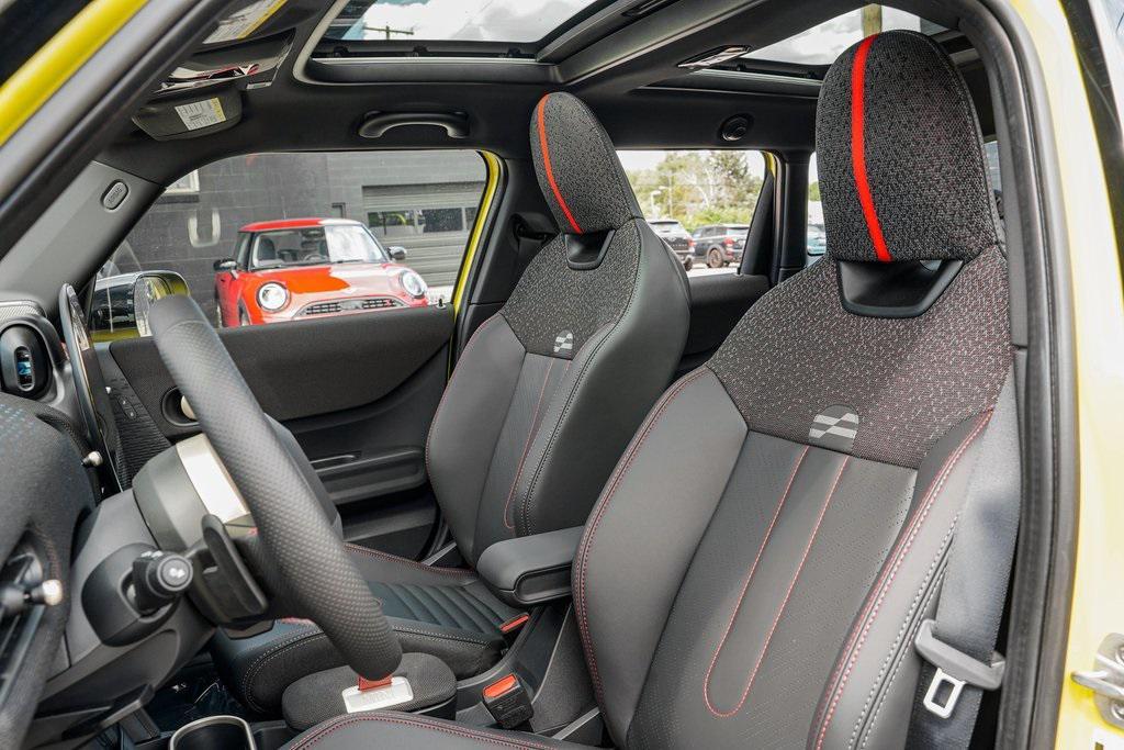new 2025 MINI Hardtop car, priced at $41,510
